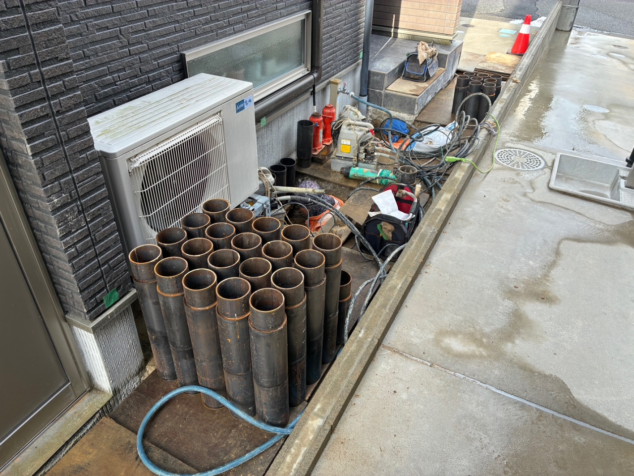 七尾市で沈下修正工事を行いました③